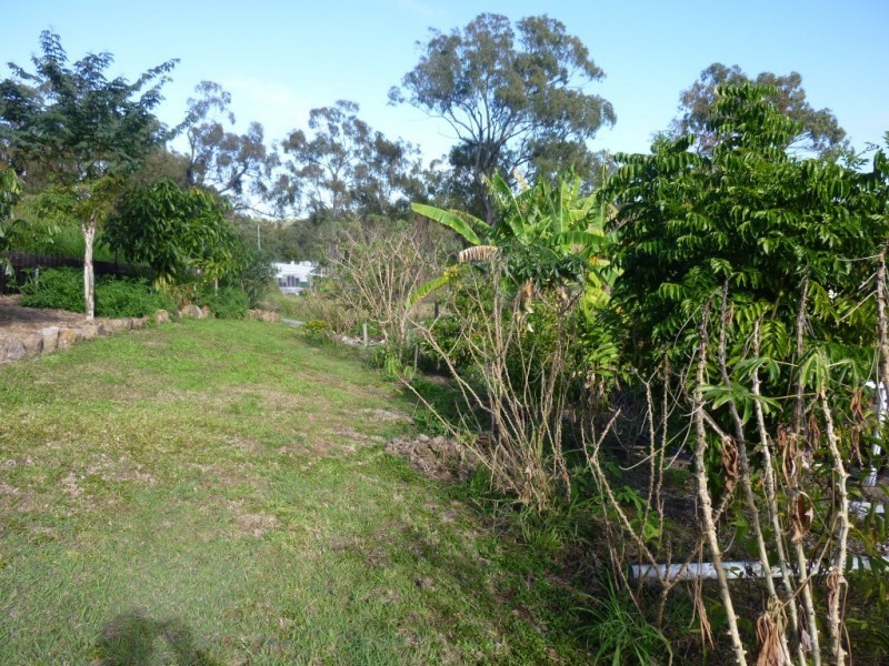 8 ANDERSEN STREET, Dallarnil QLD 4621