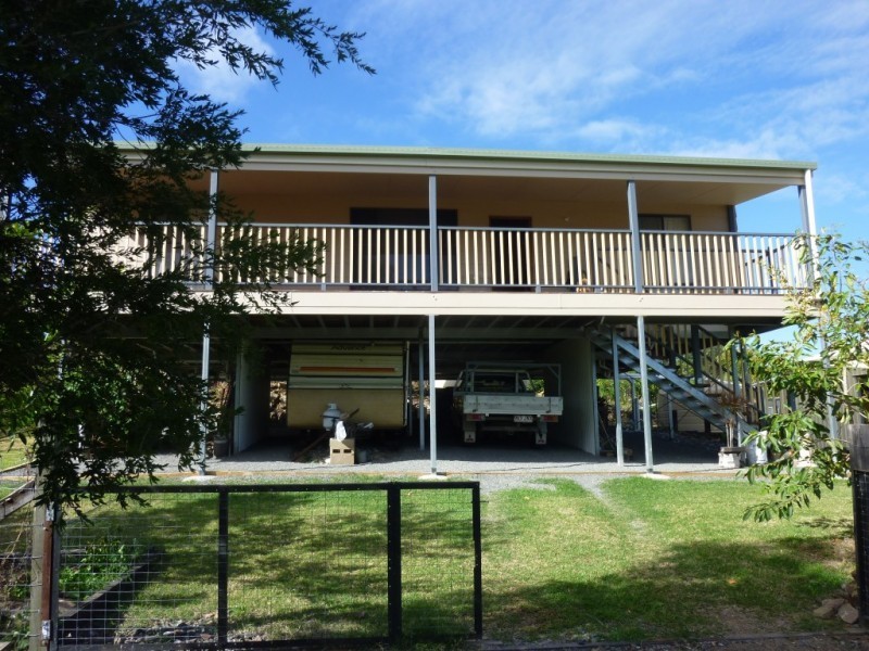 8 ANDERSEN STREET, Dallarnil QLD 4621