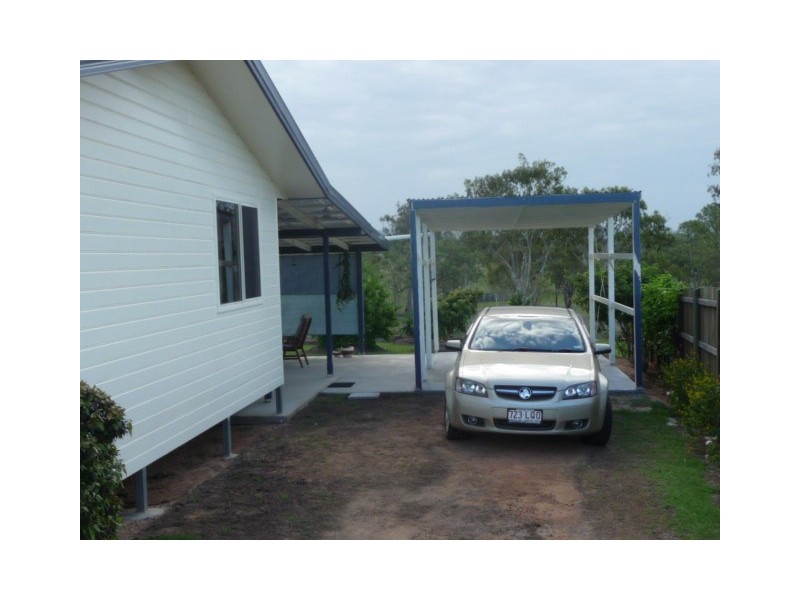 6 HORTON STREET, Biggenden QLD 4621