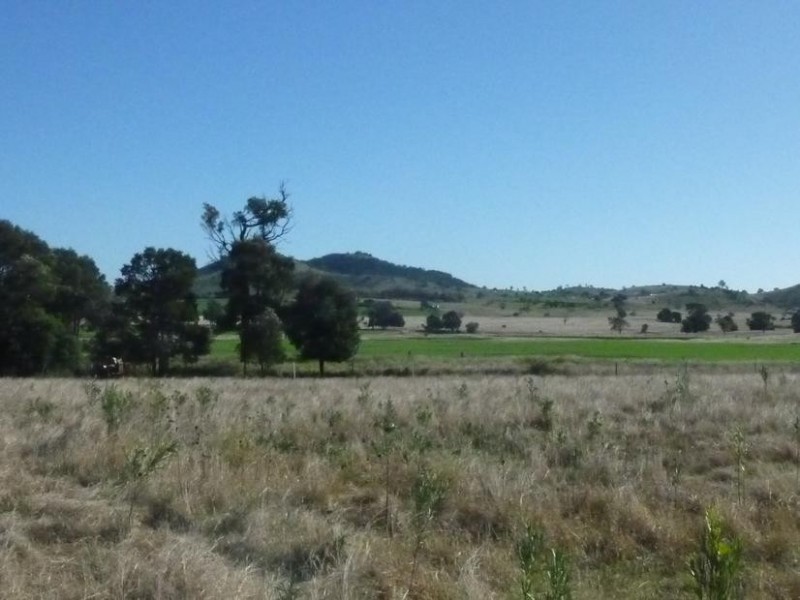 Coalstoun Lakes QLD 4621