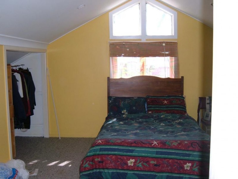 24B KELVIN STREET, Monto QLD 4630