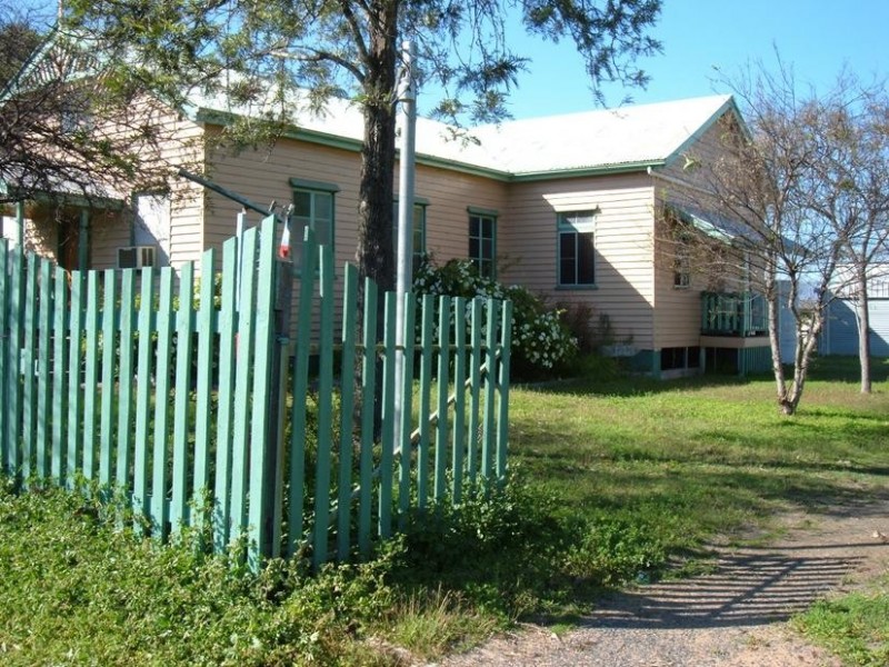 24B KELVIN STREET, Monto QLD 4630