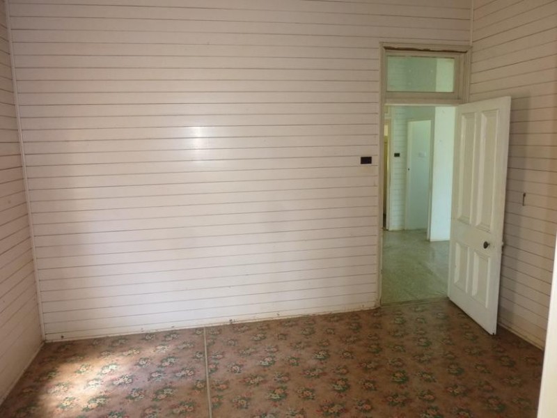 18 WEST STREET, Childers QLD 4660