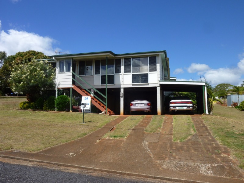 10 WILLIAM STREET, Childers QLD 4660