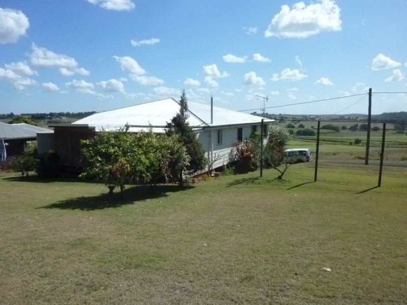 10 WILLIAM STREET, Childers QLD 4660