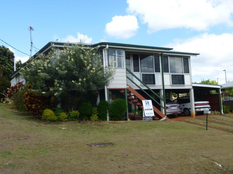 10 WILLIAM STREET, Childers QLD 4660