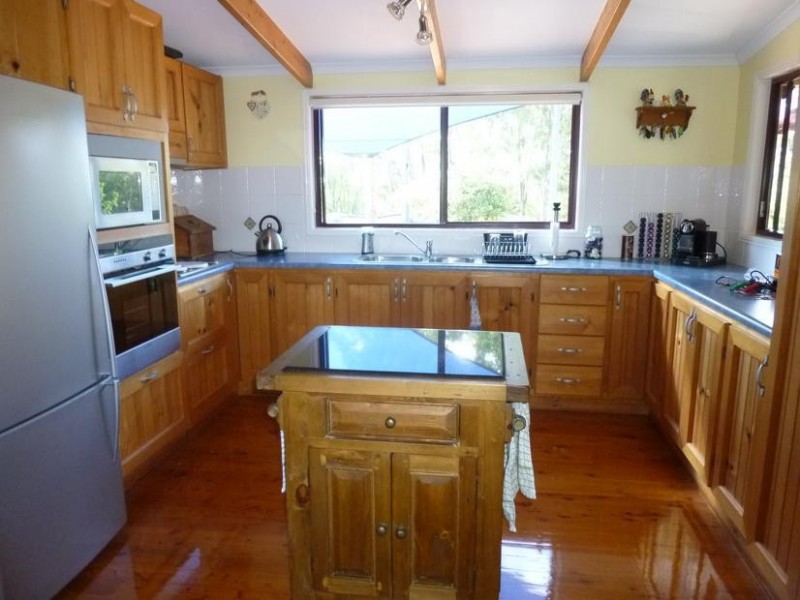 32 LAKE VIEW DRIVE, Apple Tree Creek QLD 4660