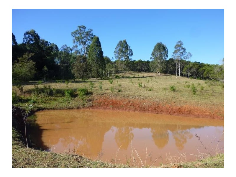 32 LAKE VIEW DRIVE, Apple Tree Creek QLD 4660