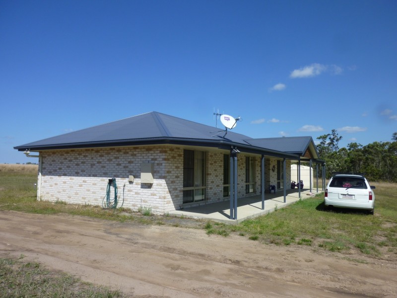 140 OAKVIEW DRIVE, Redridge QLD 4660