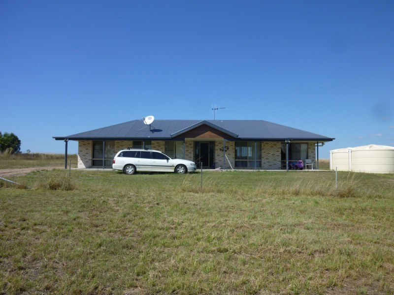 140 OAKVIEW DRIVE, Redridge QLD 4660