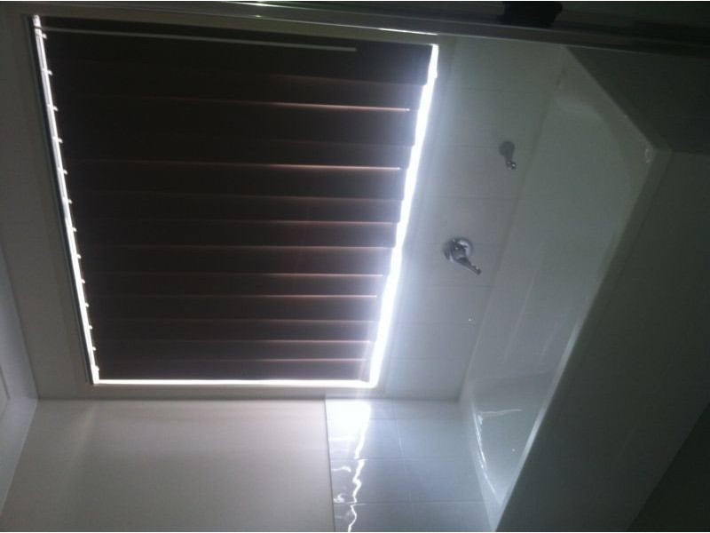 27 Pioneer Ave, Childers QLD 4660