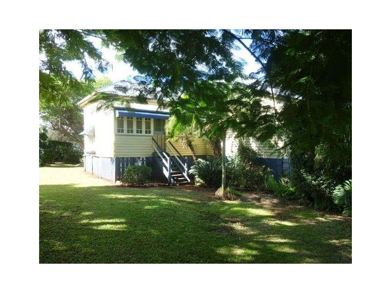 5 Federal Street, Childers QLD 4660