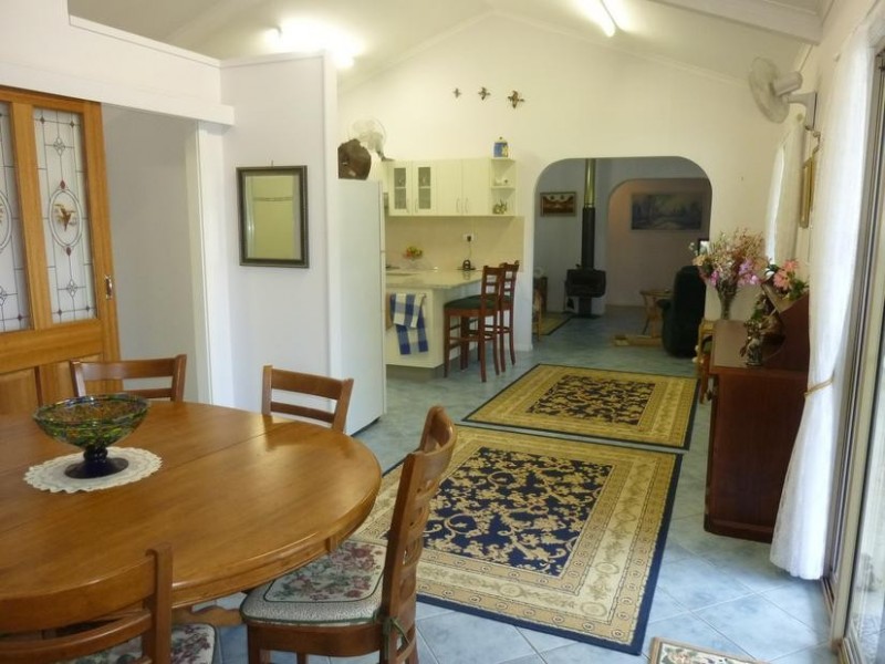 174 SUNNYBRAE CIRCUIT, REDRIDGE, Childers QLD 4660