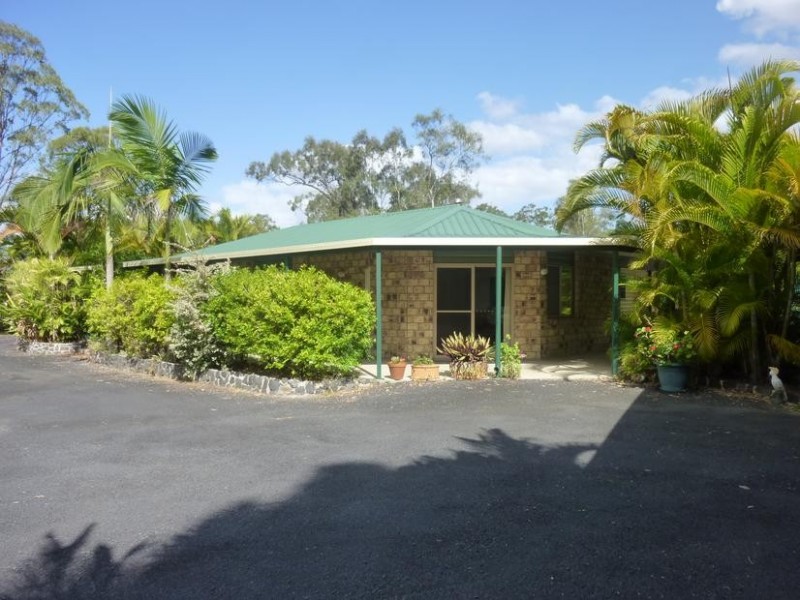 174 SUNNYBRAE CIRCUIT, REDRIDGE, Childers QLD 4660