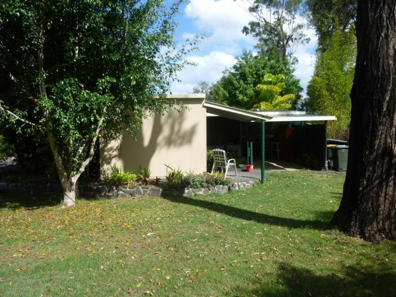 174 SUNNYBRAE CIRCUIT, REDRIDGE, Childers QLD 4660