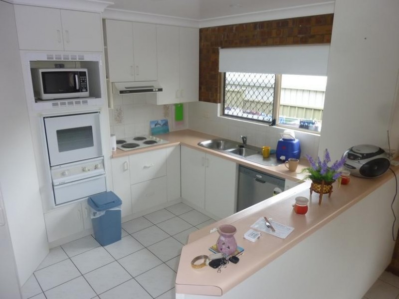 5 Cevn Street, Childers QLD 4660
