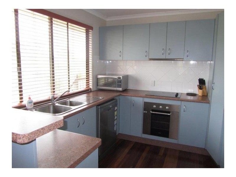 8 HORTON STREET, Biggenden QLD 4621