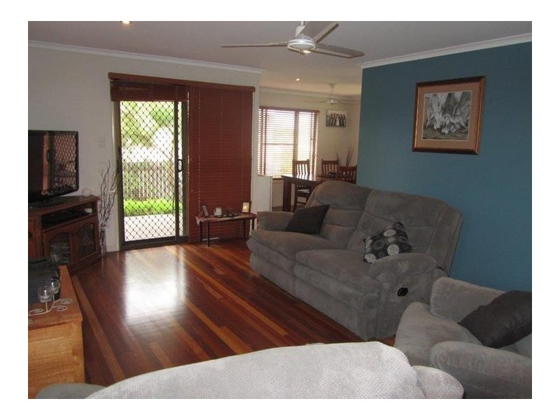 8 HORTON STREET, Biggenden QLD 4621