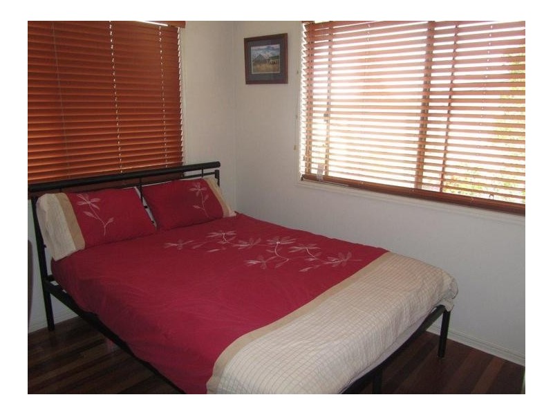 8 HORTON STREET, Biggenden QLD 4621