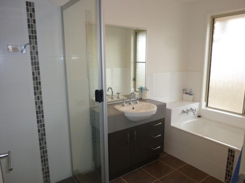 27 YALLA LANE, Redridge QLD 4660