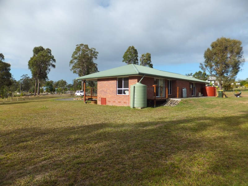 1 MELALEUCA COURT, Redridge QLD 4660