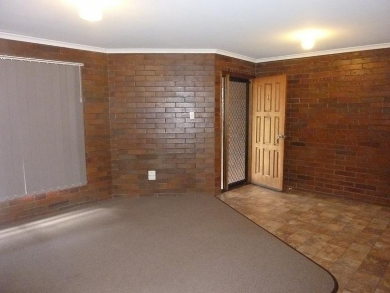 2 MUNGOMERY STREET, Childers QLD 4660