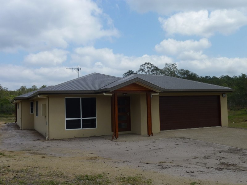 7 STRINGYBARK COURT, Apple Tree Creek QLD 4660