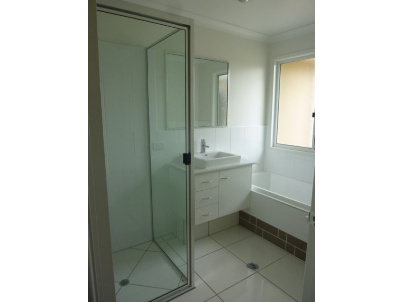 7 STRINGYBARK COURT, Apple Tree Creek QLD 4660