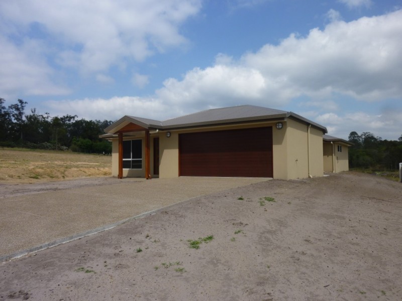 7 STRINGYBARK COURT, Apple Tree Creek QLD 4660