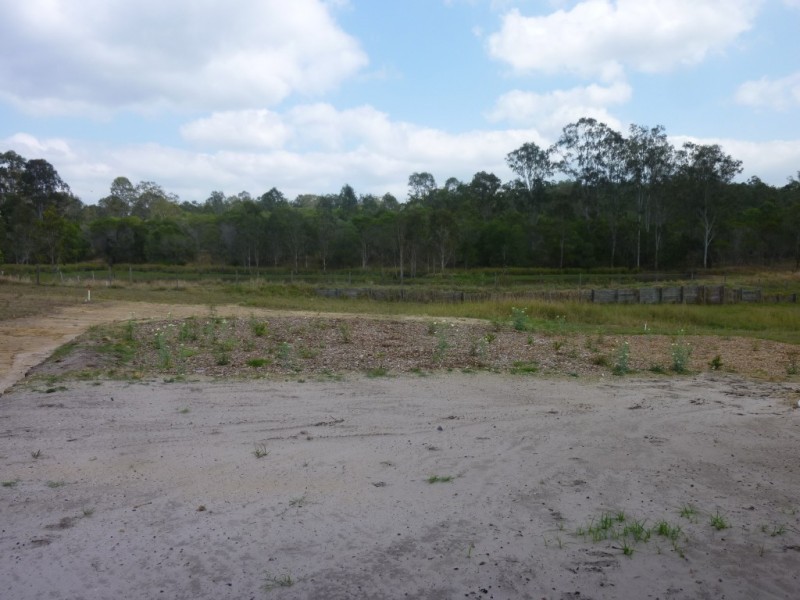 7 STRINGYBARK COURT, Apple Tree Creek QLD 4660