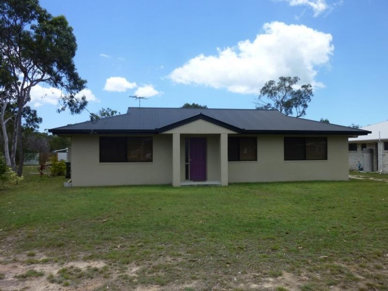 38 POWERS STREET, Buxton QLD 4660