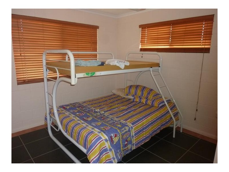 38 POWERS STREET, Buxton QLD 4660