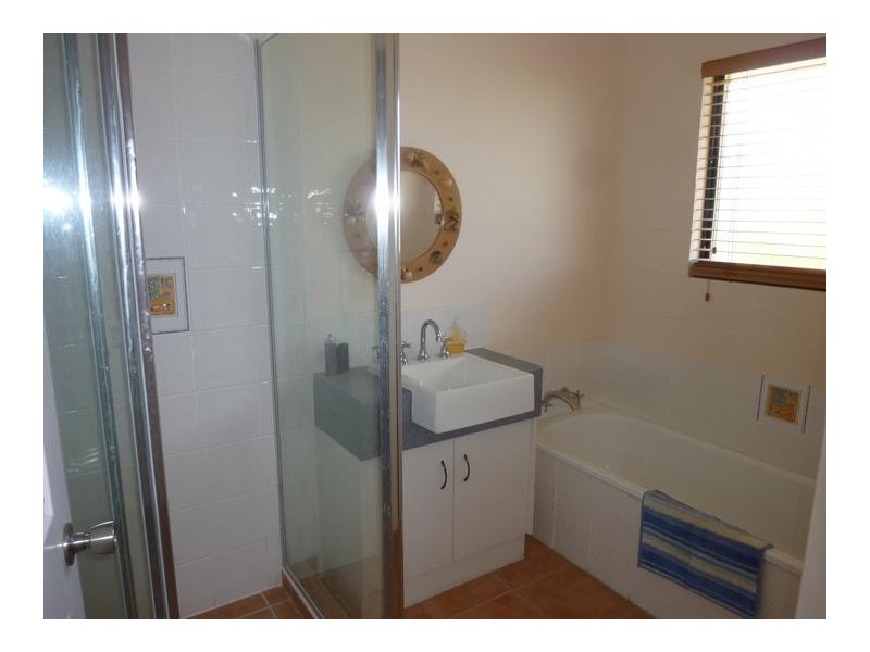 38 POWERS STREET, Buxton QLD 4660