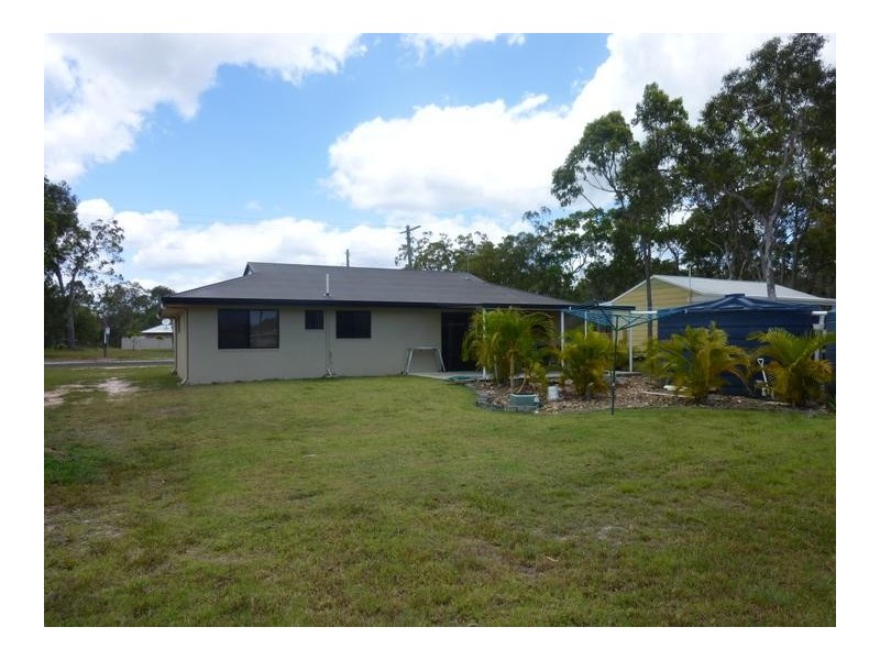 38 POWERS STREET, Buxton QLD 4660
