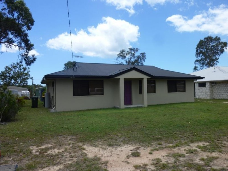 38 POWERS STREET, Buxton QLD 4660