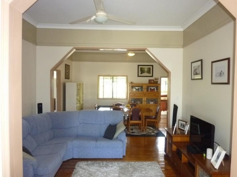 2 JOHN STREET, Biggenden QLD 4621