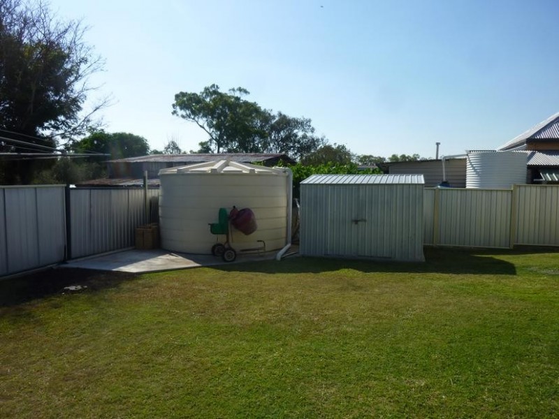 2 JOHN STREET, Biggenden QLD 4621