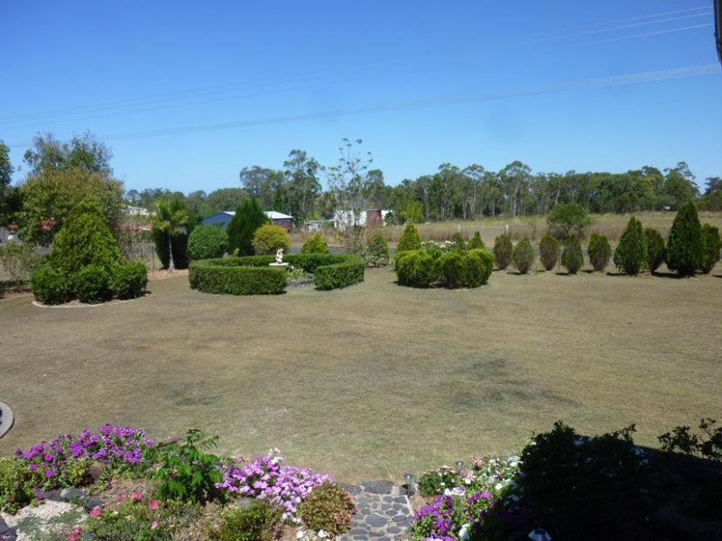 84 REDRIDGE CRESCENT, Redridge QLD 4660