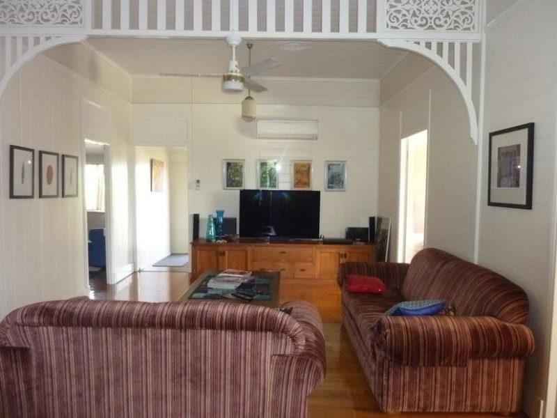 34 NORTH STREET, Childers QLD 4660