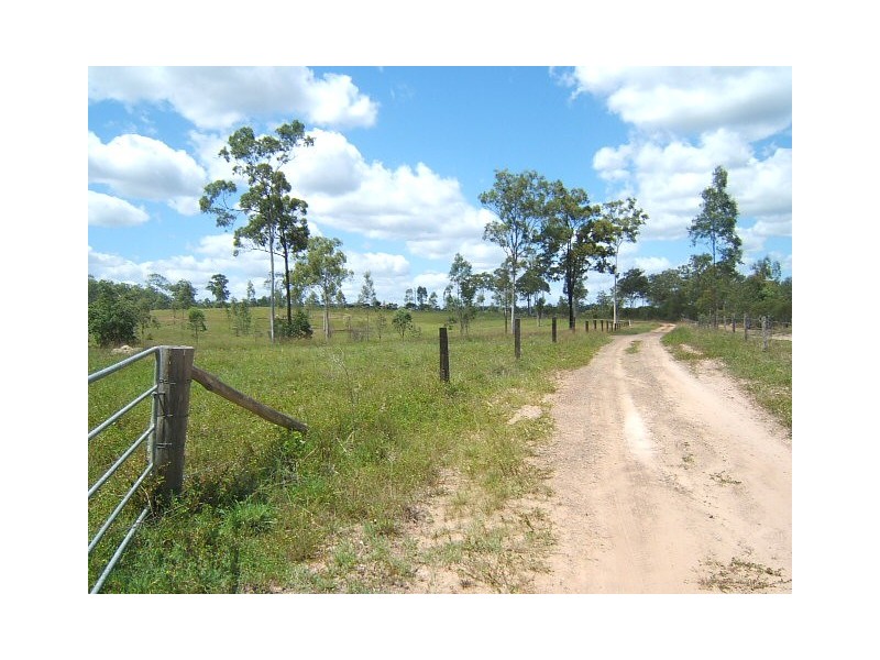 785 RAINBOWS ROAD, South Isis QLD 4660