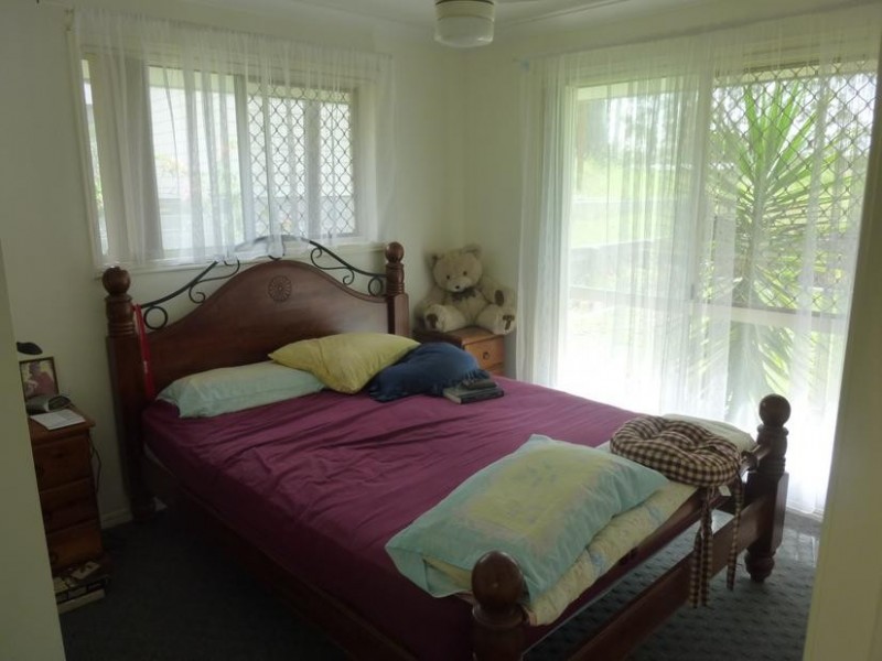8 WALLACE STREET, Apple Tree Creek QLD 4660