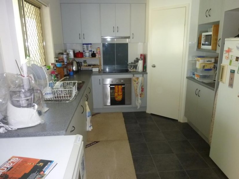 8 WALLACE STREET, Apple Tree Creek QLD 4660