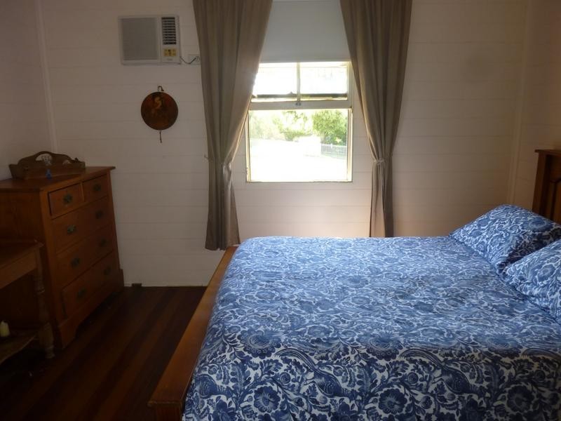 16 QUEEN STREET, Cordalba QLD 4660