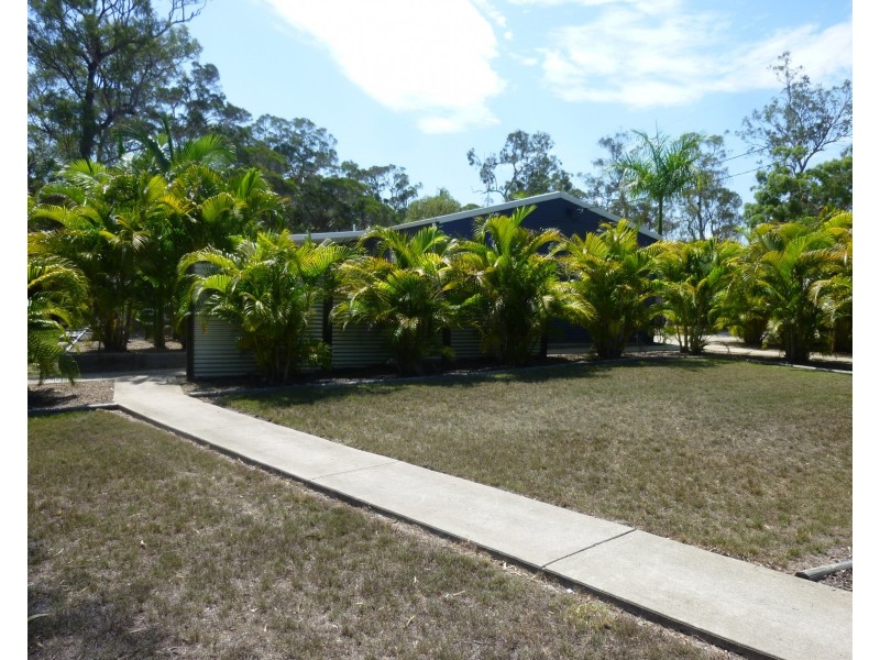 6 BURRUM STREET, Buxton QLD 4660