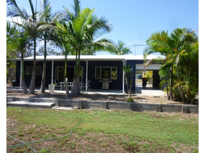 6 BURRUM STREET, Buxton QLD 4660