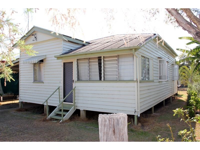18 Fielding, Gayndah QLD 4625