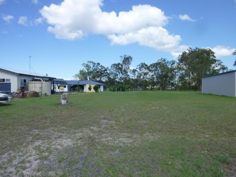 6 IRENE RATCLIFFE COURT, Buxton QLD 4660