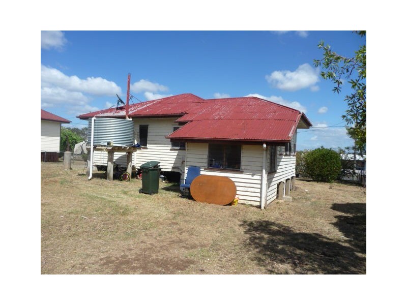 15 KIMBER STREET, Biggenden QLD 4621