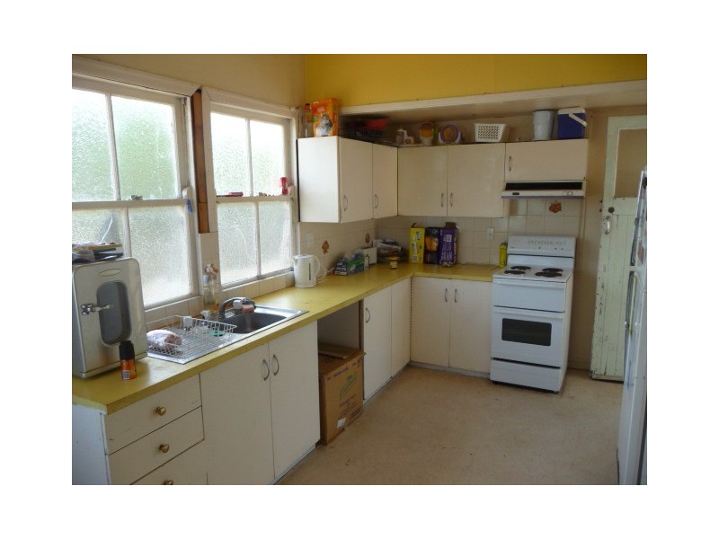 15 KIMBER STREET, Biggenden QLD 4621