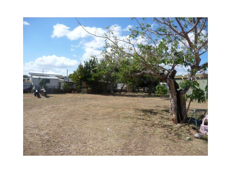 15 KIMBER STREET, Biggenden QLD 4621